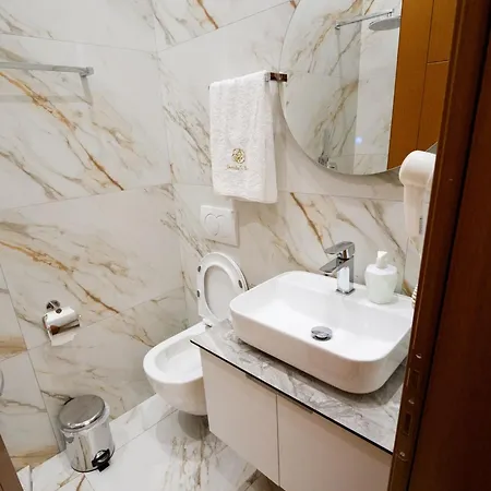 Dervishaj's Апартаменты Дуррес