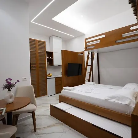 Dervishaj's Апартаменты *