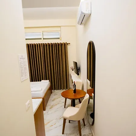 Apartamento Dervishaj's *